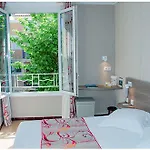 فندق Brit Confort Le Revest 3*