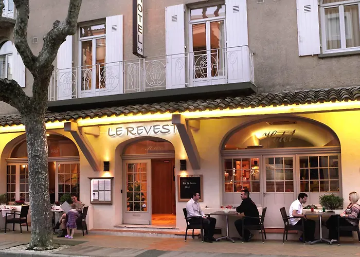 Brit Confort Le Revest Hotell 3*