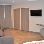 Brit Confort Le Revest Hotel