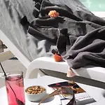 Brit Confort Le Revest Hotel 3*