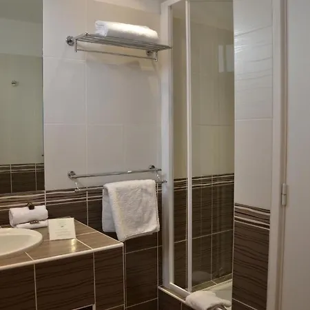 Hotel Le Revest 3*