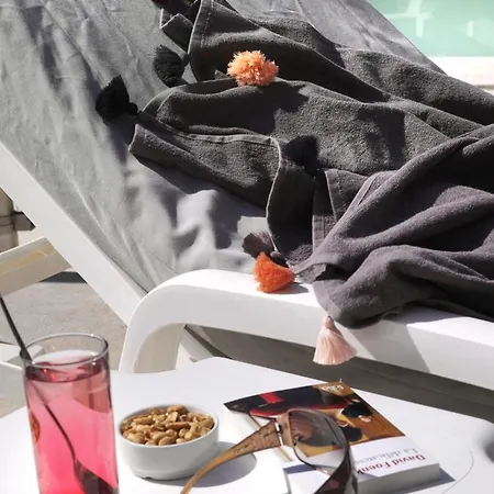 Brit Confort Le Revest Hotel 3*