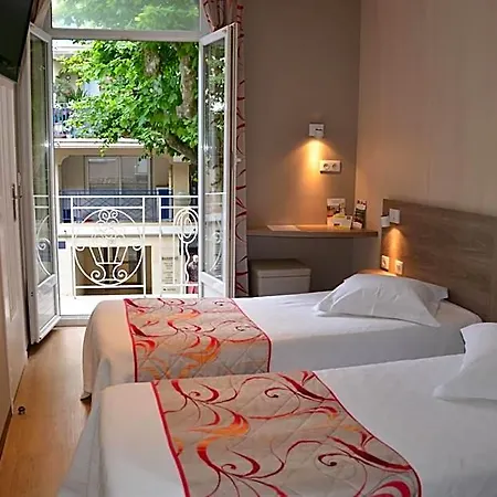 Le Revest Hotel