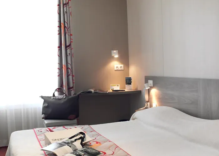 Brit Confort Le Revest Hotell 3*