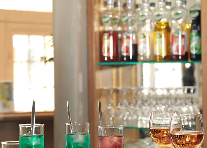 Hotel Brit Confort Le Revest 3*