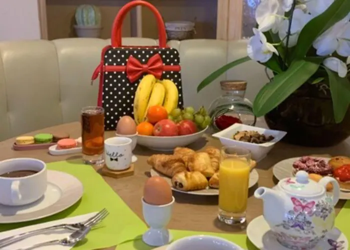 Hotel Brit Confort Le Revest 3*