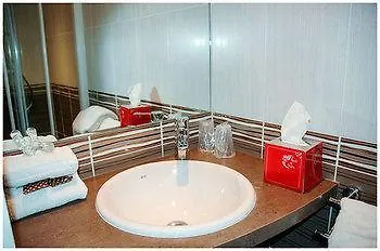 Brit Confort Le Revest Hotel Sainte-Maxime